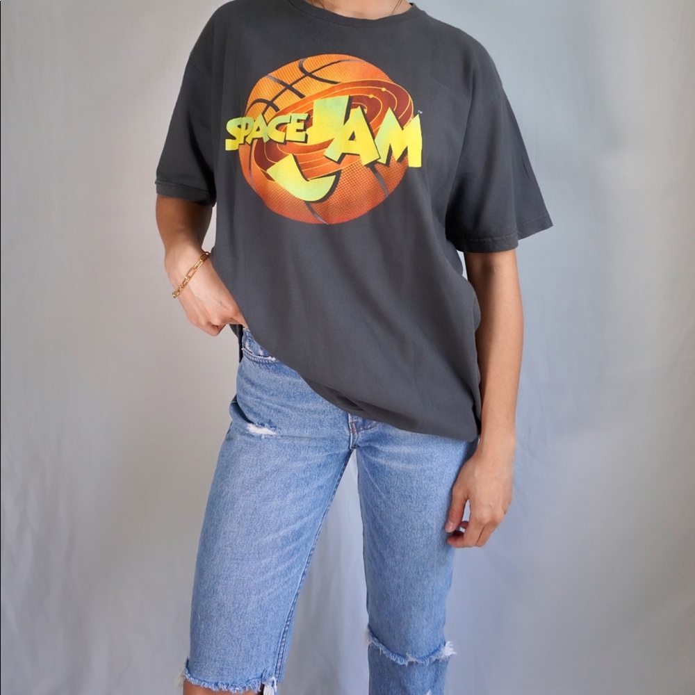 Space jam graphic tshirt